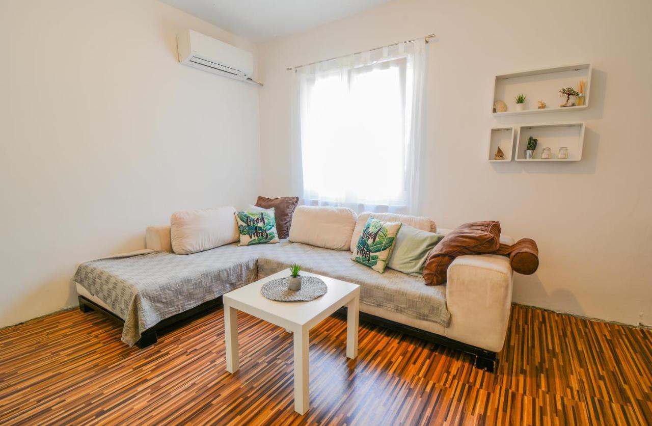Apartment Guest House Leo Zadar Exterior foto